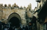 Jérusalem - القدس - porte de Damas (vue depuis la vieille villle) ou Bab al-Amoud (...)